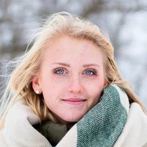 Meet your Posher, Emma